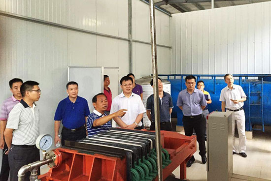 湖北省糧食局局長(zhǎng)來(lái)我公司調(diào)研 恒貿(mào)茶油公司