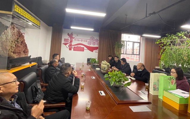 2021年12月10日武漢蔡甸區(qū)供銷社領(lǐng)導(dǎo)來我們公司談合作